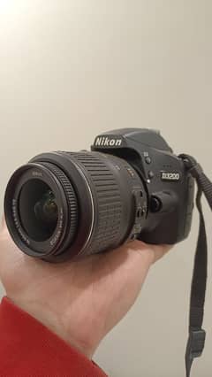 D3200 Camera Mint Condition with Kit Lens 18-55mm