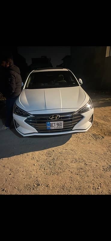 Hyundai Elantra 2023 1