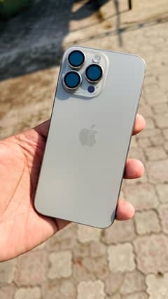 Iphone 15 Pro Max (Natural Titanium)