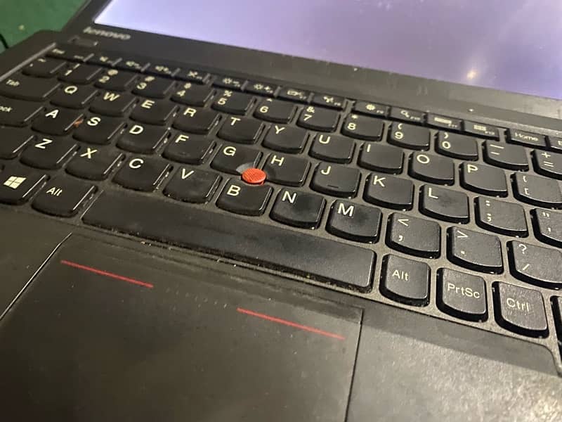 lenovo thinkpad i5 4th gen 0