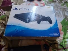 PS4 SLIM CONSOLE