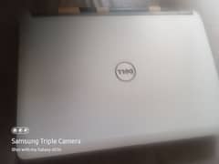 selling a slightly used laptop same as new