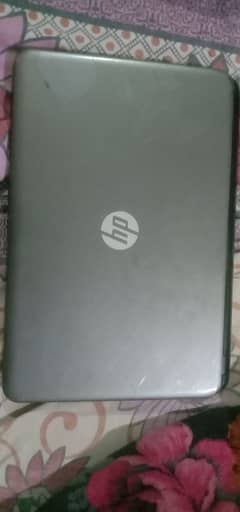 HP laptop hai Core I3 4th generation 8gb ram rom 500gb