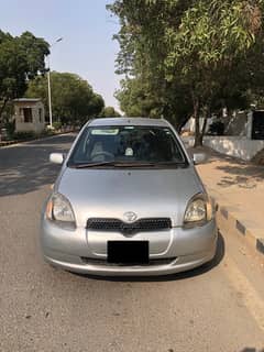 Toyota Vitz 2000, Reg 2006 complete original