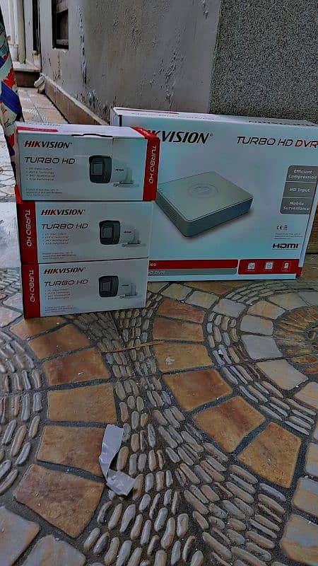 4 CAMRA PACKAGE HIKVISION NEW 0