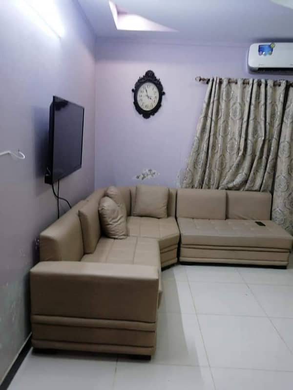 Spacious 350 Sq Yards House With 5 Bedrooms For Sale In Falcon Complex, Malir Cantt 6