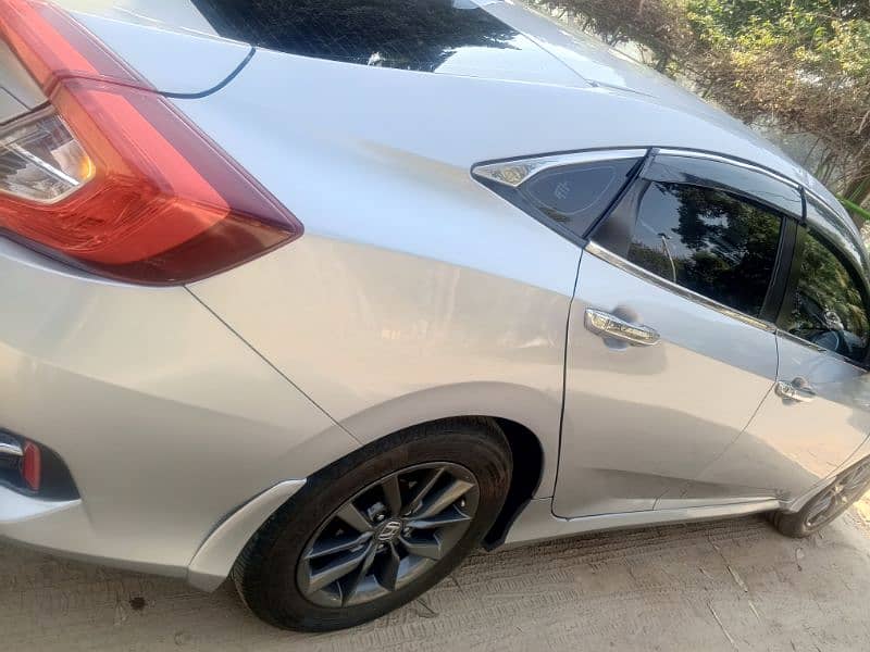 Honda Civic Oriel 2019 6