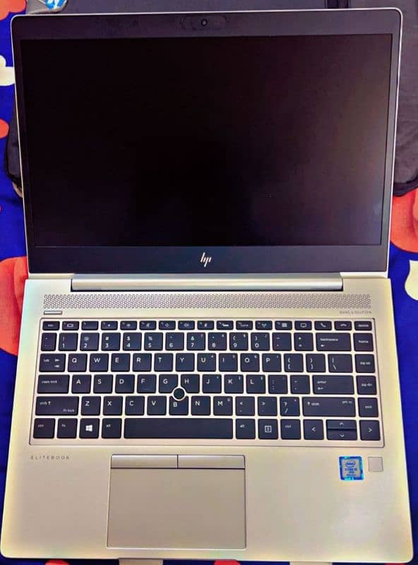 HP i5 8th Gen Laptop 3