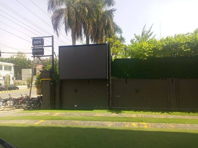 SMD LED SCREEN / POLE STREAMERS / RENTAL SCREEN/ HOME CINEMA 15