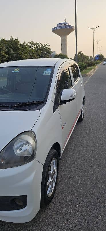 Daihatsu Mira 2016 2