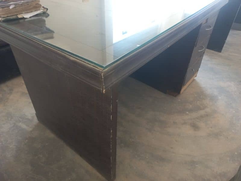 2 pieces office Table For Sale 5