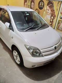 Toyota IST 2007