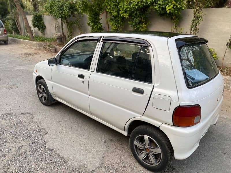 Daihatsu Cuore 2008 4