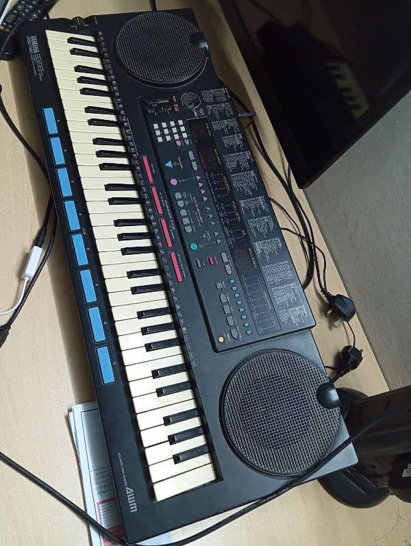 YAMAHA PSS-790 0