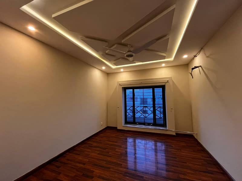 The Spacious House Triple Story Basement Luxury Interior House 6 Bedroom Available For Sale At Investor Rate In Sector F8-1 Bahria Town Phase 8 Rawalpindi Islamabad 9