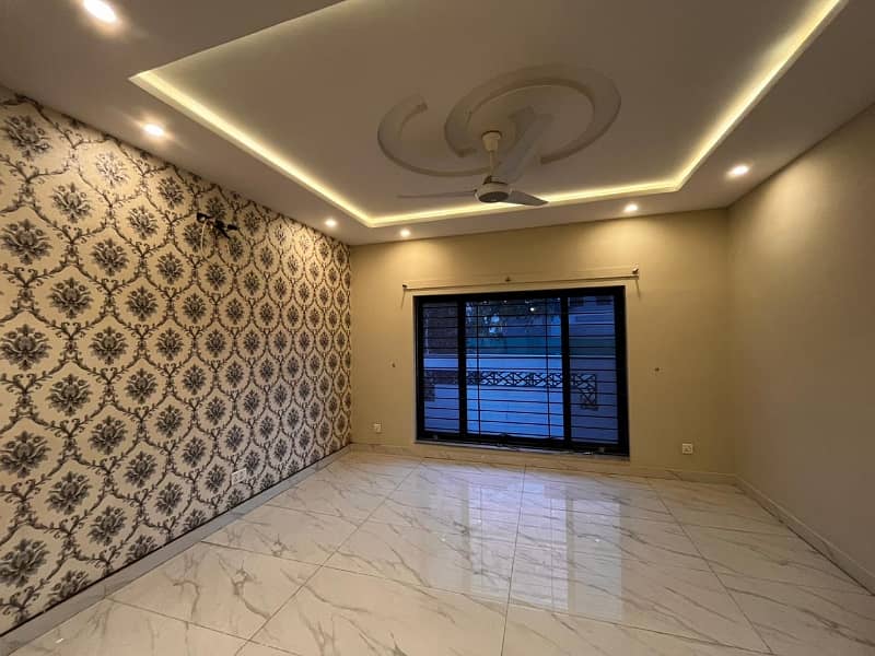 The Spacious House Triple Story Basement Luxury Interior House 6 Bedroom Available For Sale At Investor Rate In Sector F8-1 Bahria Town Phase 8 Rawalpindi Islamabad 13