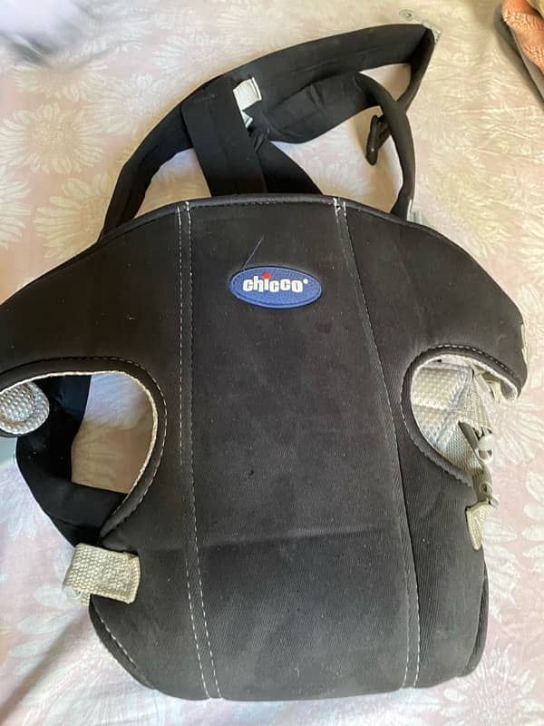 chicco baby carrier 2