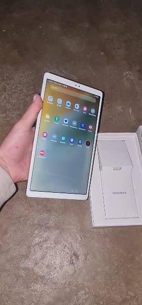 Samsung galaxy tab 7 lite for sal 3gb ram 32gb room dual sim glss crck 3