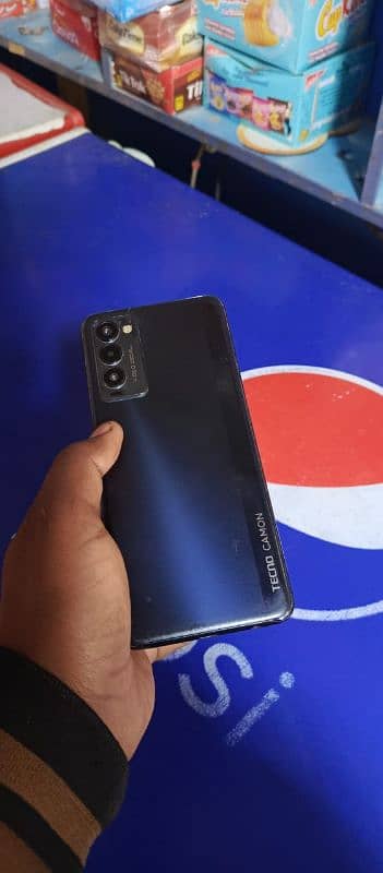 tecno camon 18p 1