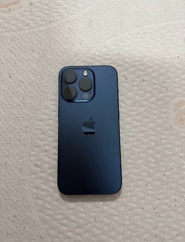 iPhone 15 pro 128gb Factory Unlocked NON PTA, Sim Working LLA 10/10 13