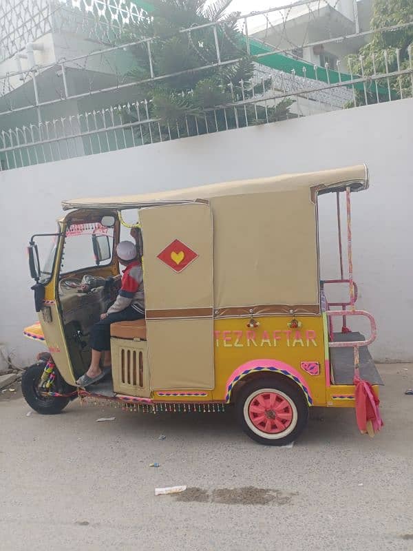 Tez Raftar Rikshaw 1