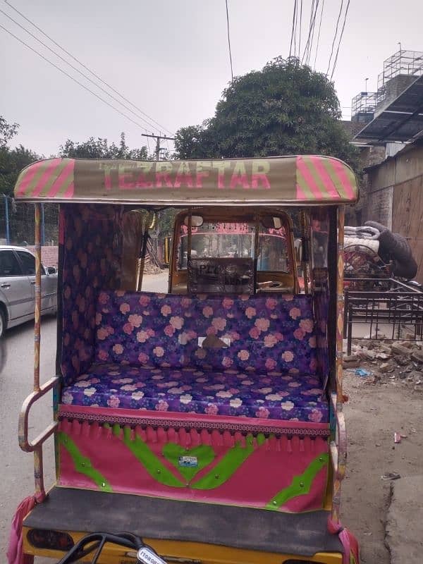 Tez Raftar Rikshaw 7