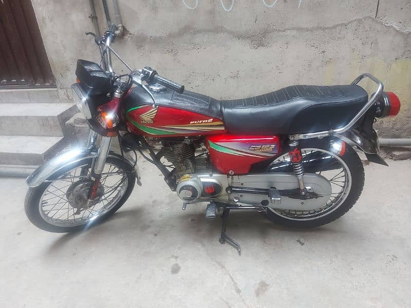 Honda CG125 2012 Model 0