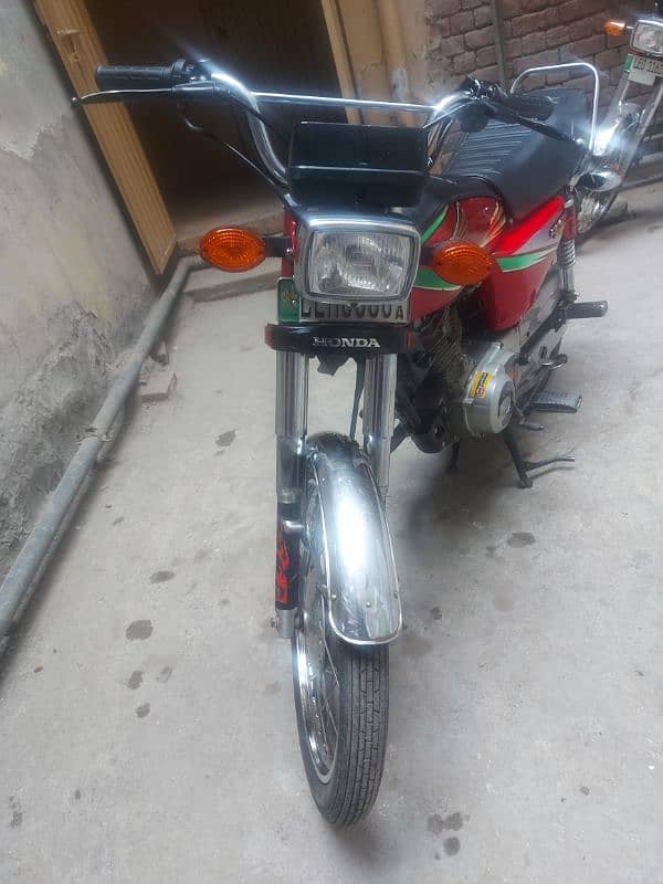 Honda CG125 2012 Model 9