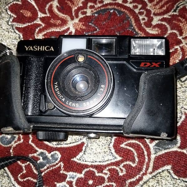 yashica camera reel camera saudia made 1