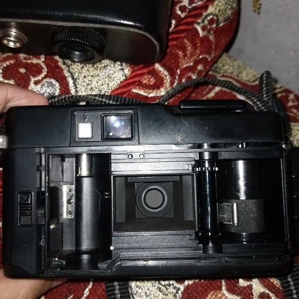 yashica camera reel camera saudia made 6