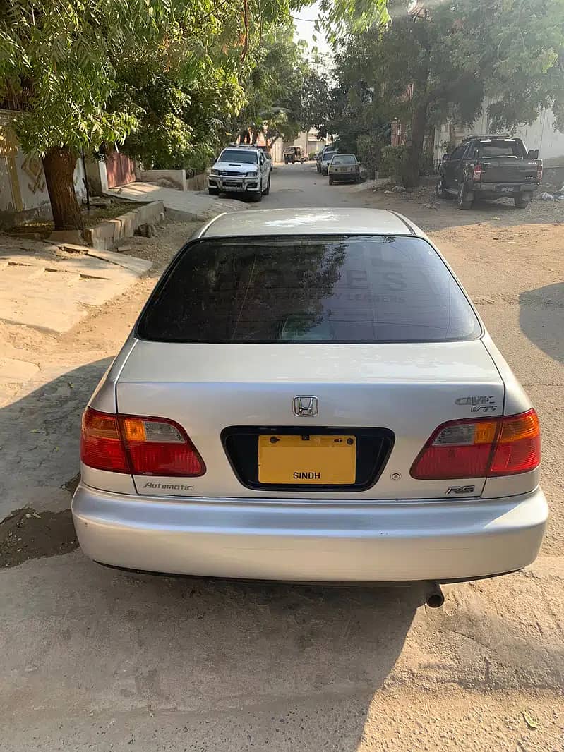 Honda Civic 2000 Automatic 6