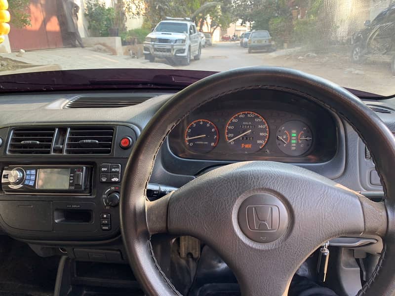 Honda Civic 2000 Automatic 14