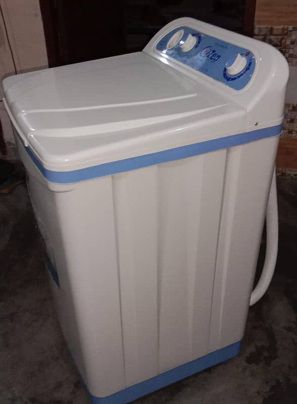 CT Zen Washing machine for sale 10/10 Condition 1