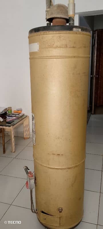 Original Singer Full size Geyser For Urgent sale. 2