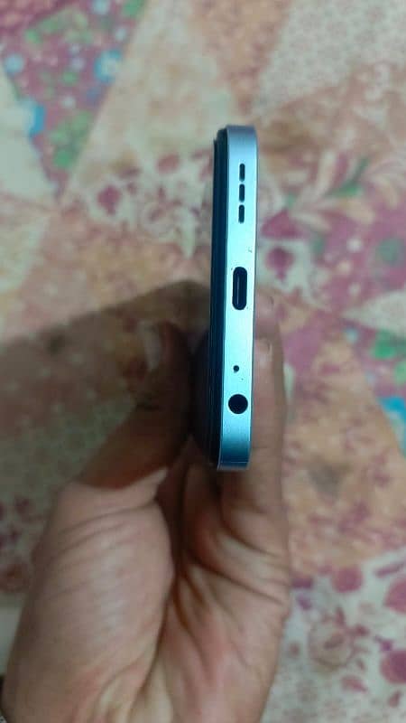 Infinix Mobile Hot30 1