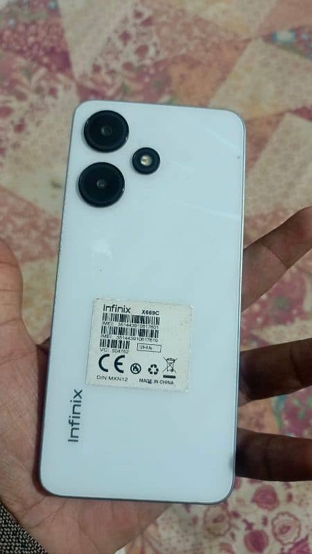 Infinix Mobile Hot30 4