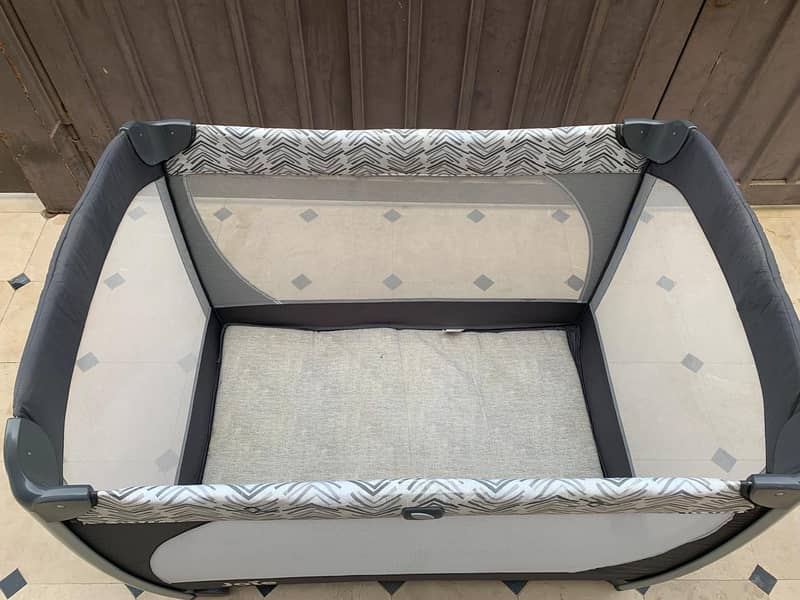 Joil - Commuter Change and Snooze Travel Cot 7