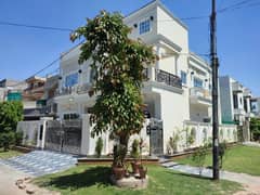 Brand New 10 Marla VIP House for Sale in J3, Wapda Town