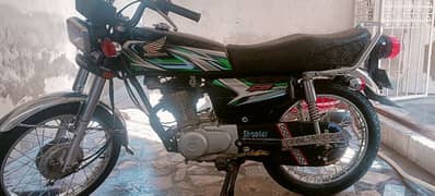 Honda 125 23 model 10/10 condition