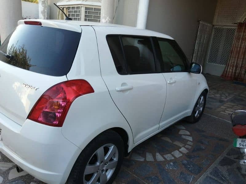 Suzuki Swift 2014 sold on frst reasonable offer 6