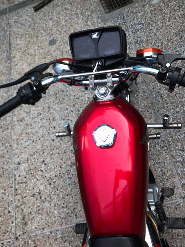 Honda 125 self edition 2022 red 5