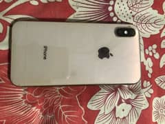 iphone xs 64gb all ok 10/8condtion bs panel ka issue h or koi folt ni