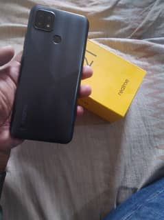 realme c21 4gb or 64gb