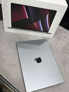 MacBook M2 pro 16/512