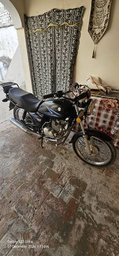 Suzuki GS150 Motorbile