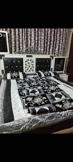 bedsheet with comforter