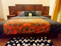 Double bed set with side table and dressing table