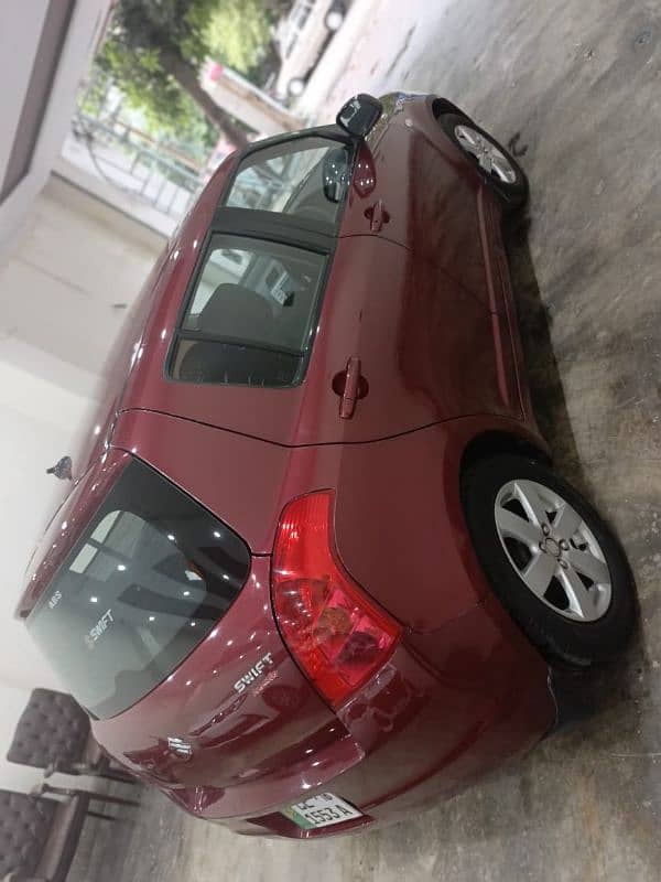 Suzuki Swift 2016 model full option automatic transmission 4