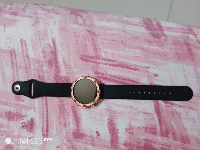 Ladies Smart Watch for sale 1