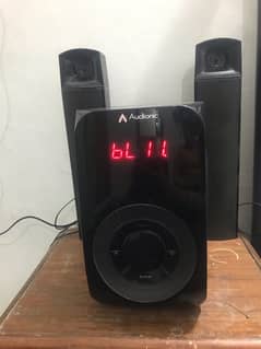 Audionic speakers 2.1 good condition